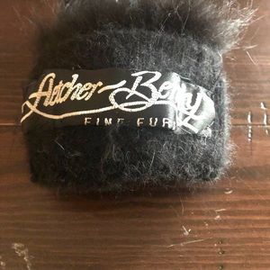 Black Cashmere Clothes with Fur